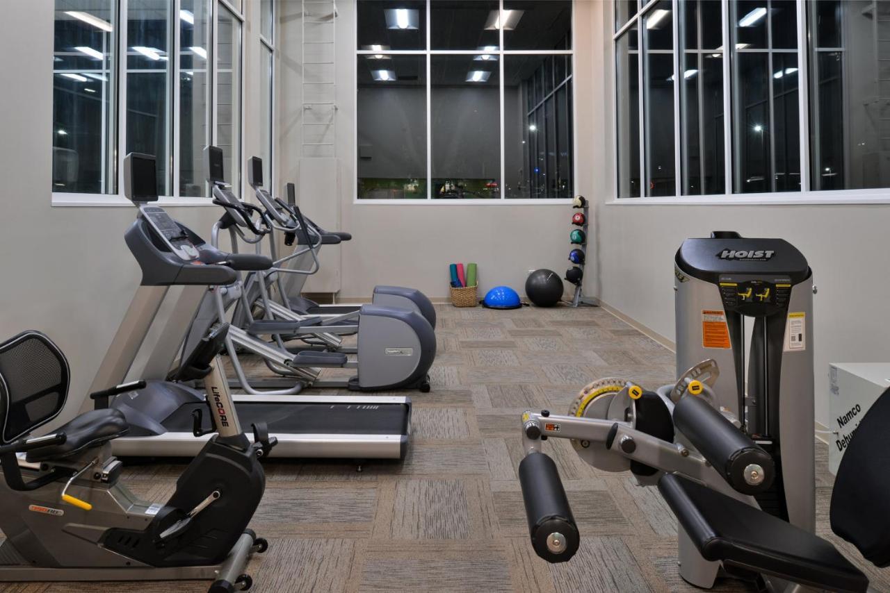 Holiday Inn Hotel & Suites Overland Park-Convention Center By Ihg Ngoại thất bức ảnh