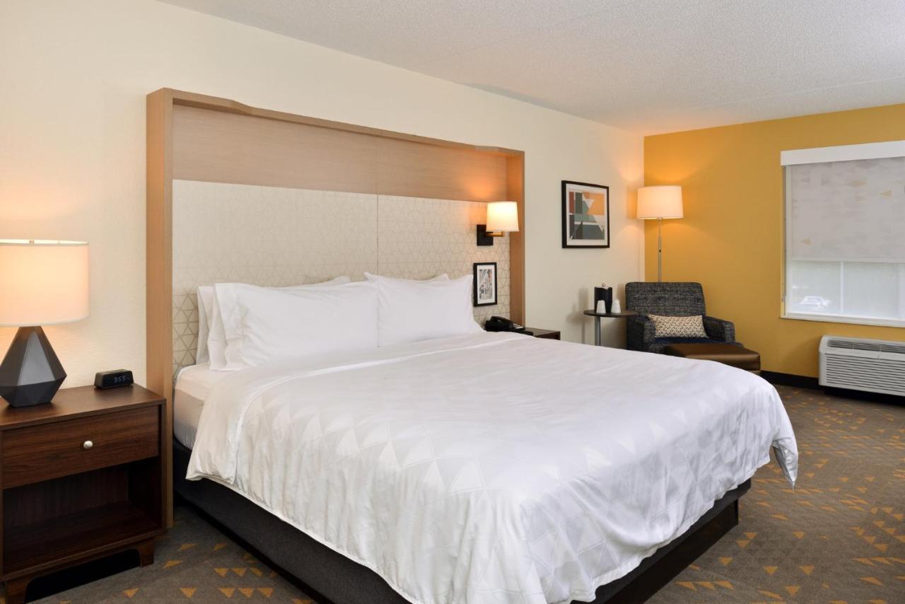 Holiday Inn Hotel & Suites Overland Park-Convention Center By Ihg Ngoại thất bức ảnh