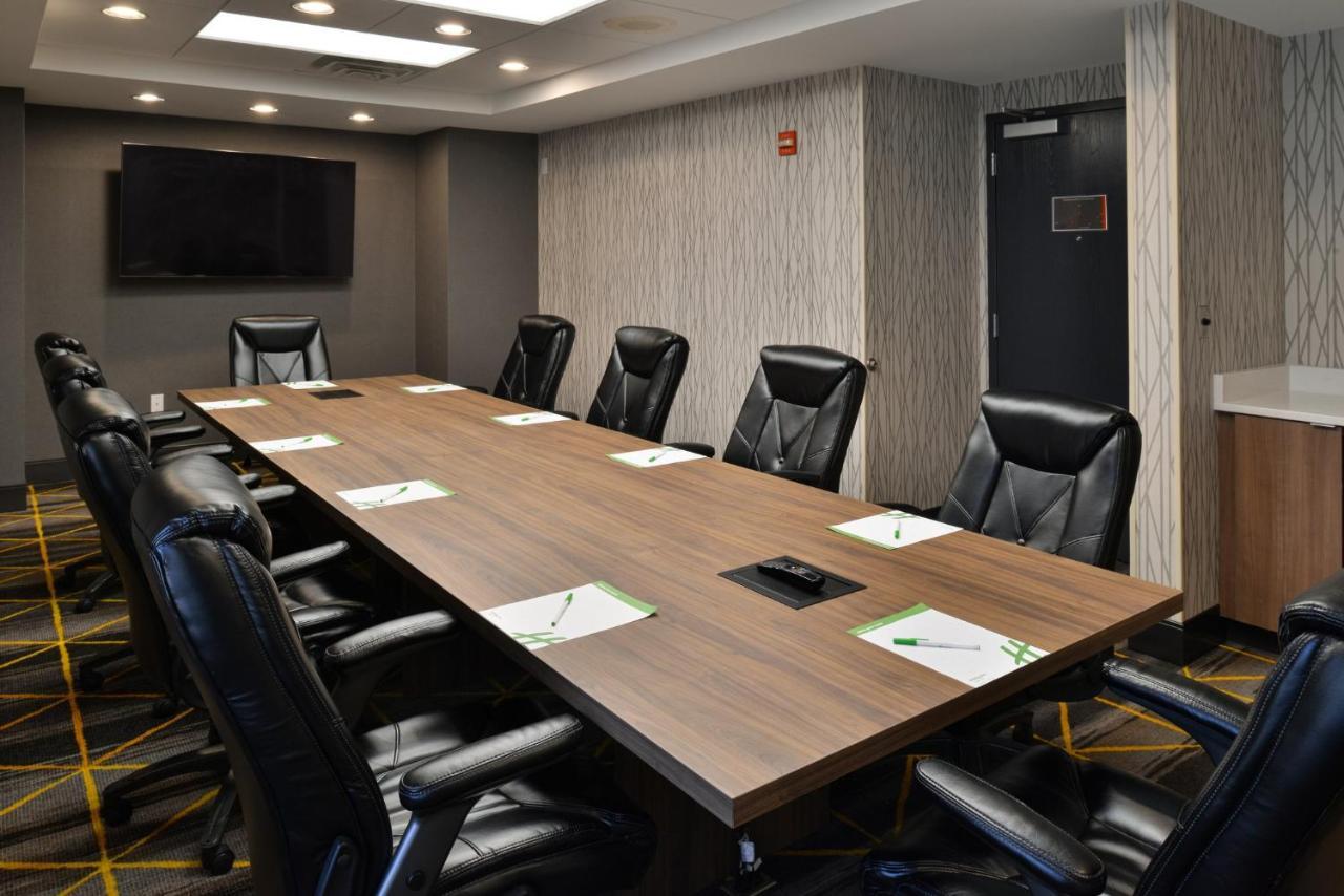 Holiday Inn Hotel & Suites Overland Park-Convention Center By Ihg Ngoại thất bức ảnh