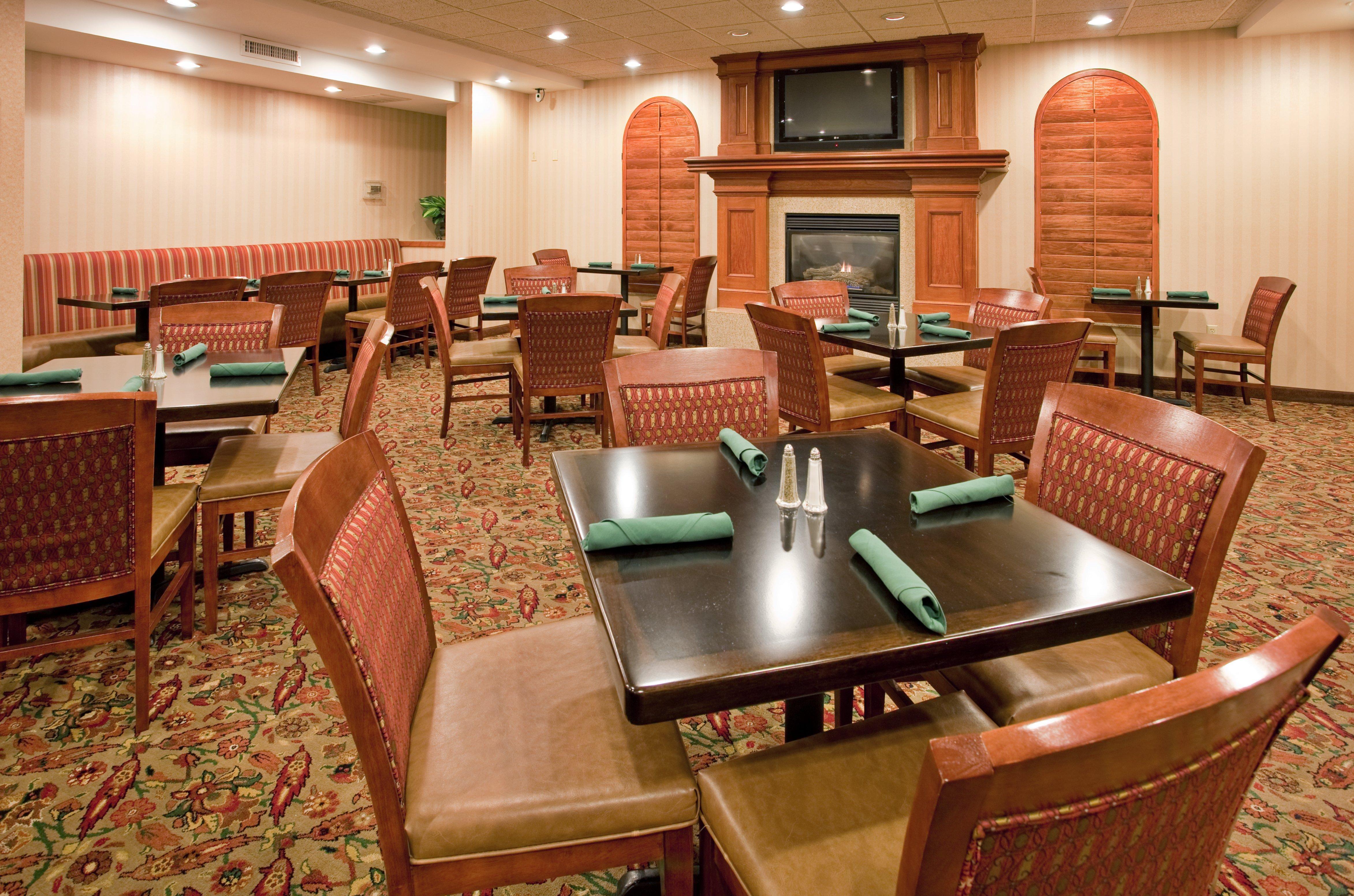Holiday Inn Hotel & Suites Overland Park-Convention Center By Ihg Ngoại thất bức ảnh