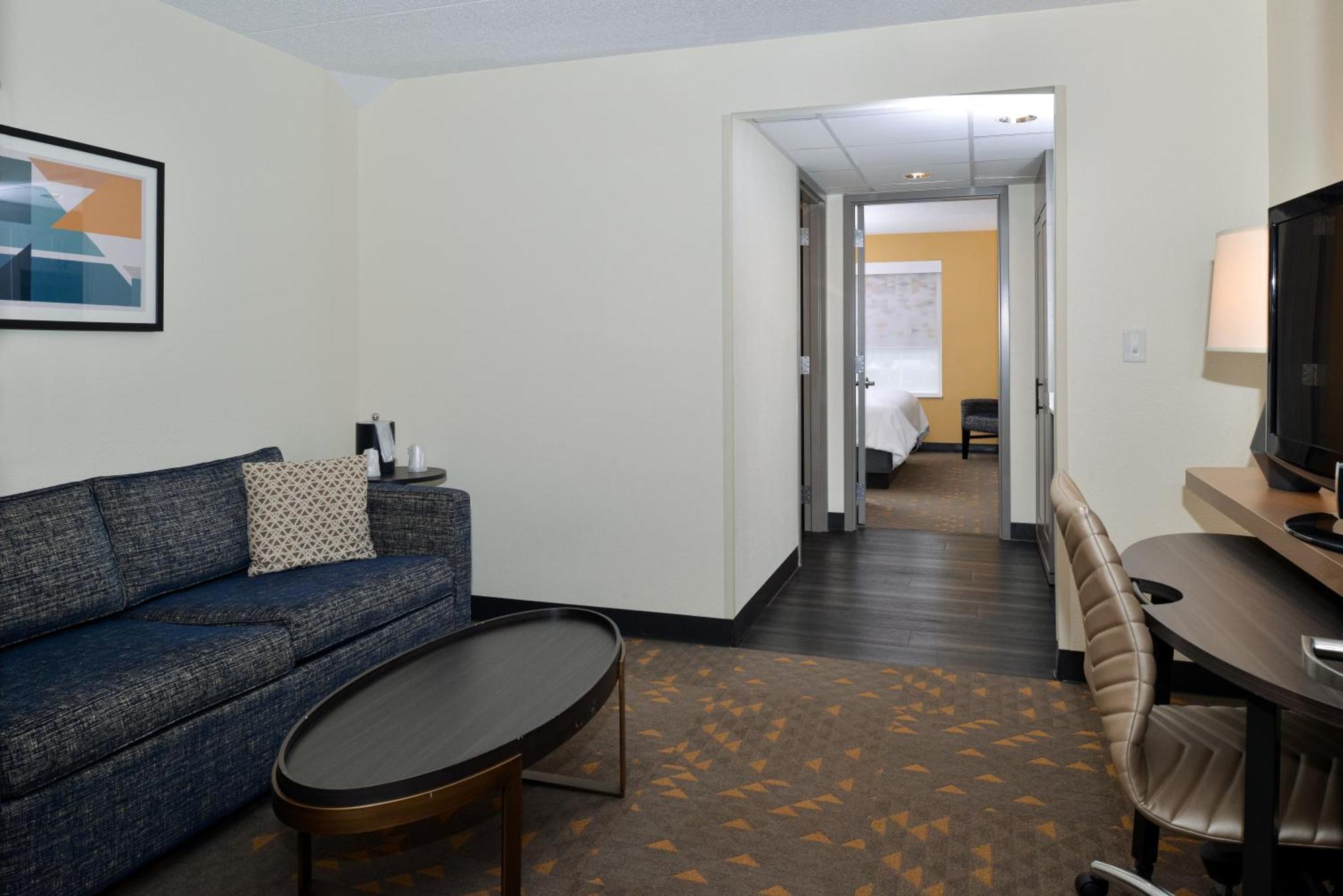 Holiday Inn Hotel & Suites Overland Park-Convention Center By Ihg Ngoại thất bức ảnh