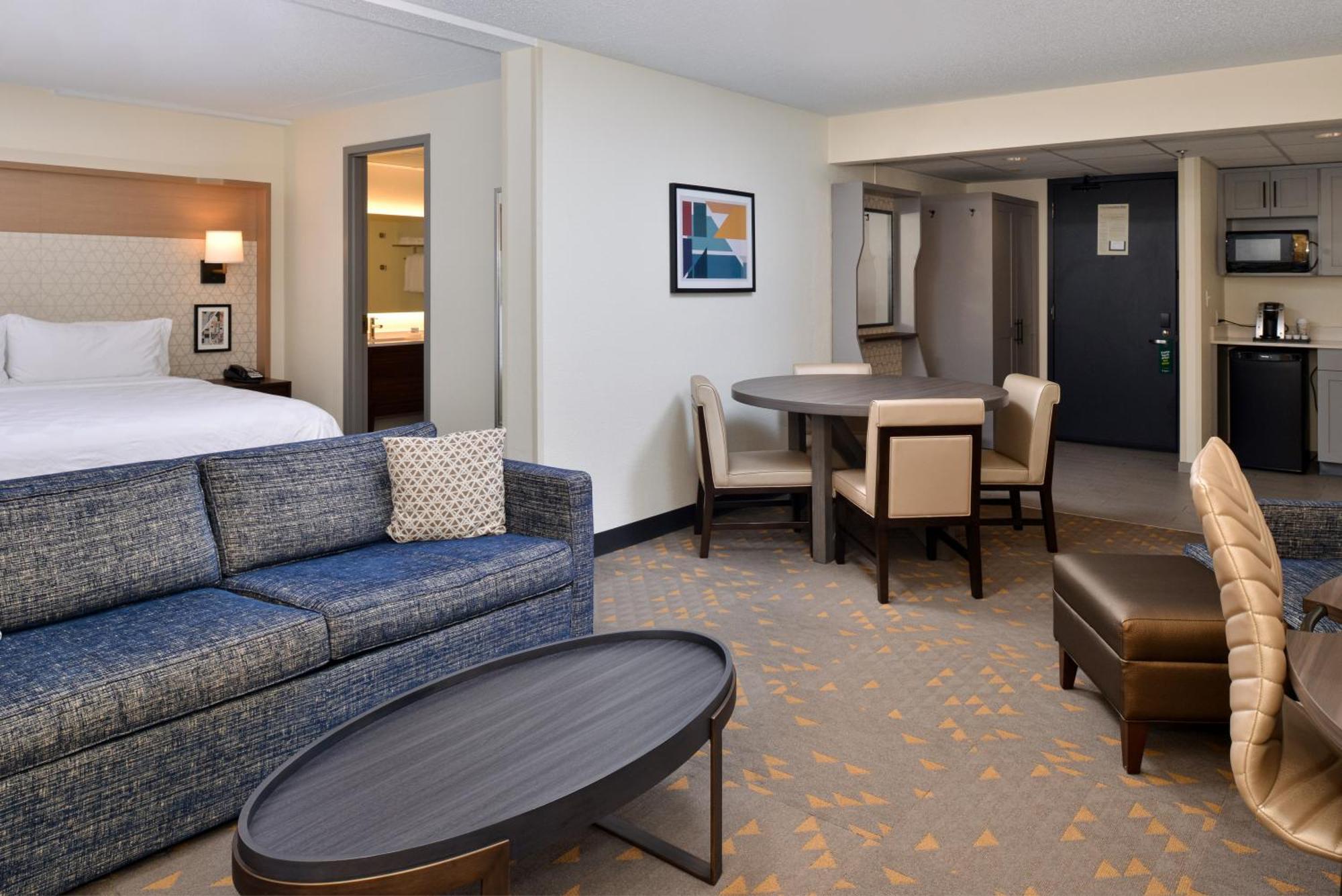 Holiday Inn Hotel & Suites Overland Park-Convention Center By Ihg Ngoại thất bức ảnh
